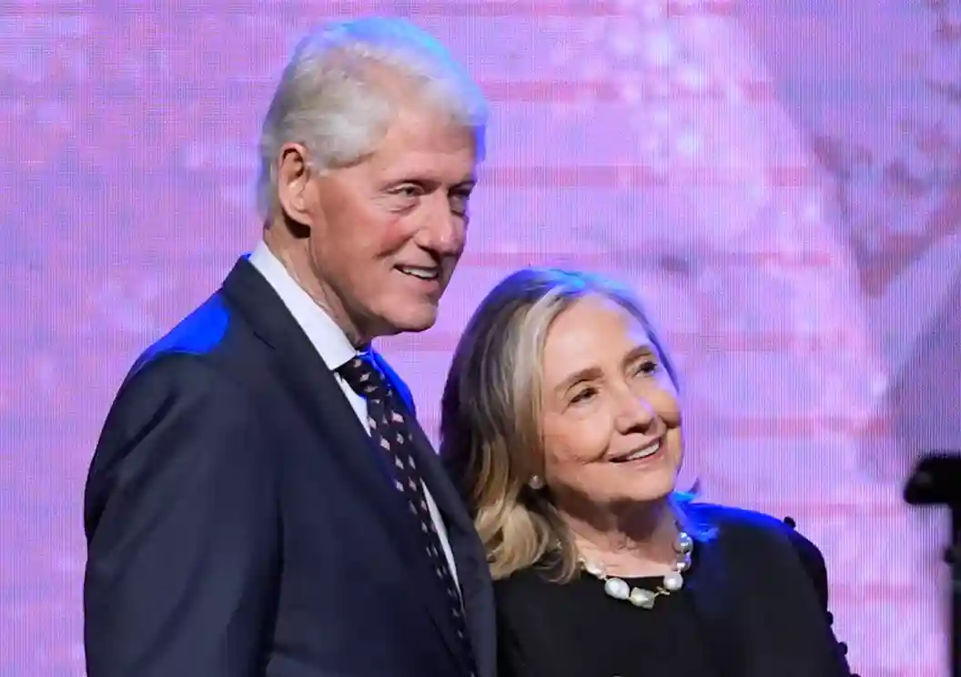 Clintons Agree to Testify Before House Oversight Committee in Epstein Probe, Averting Contempt Vote